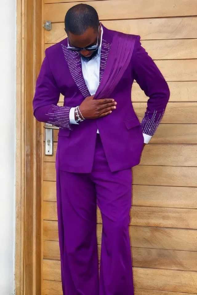 Handsome Wedding Tuxedos Peaked Lapel 2 Piece Jacket Pants Crystal Party Banquet Formal Occasion Customized Ropa Hombre