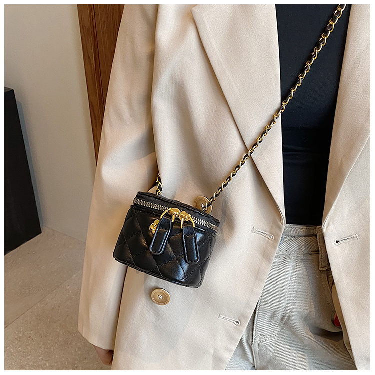 Free Shipping High Value Mini Box Bag for Women Quilted Denim Leather Crossbody Purse with Chain Strap