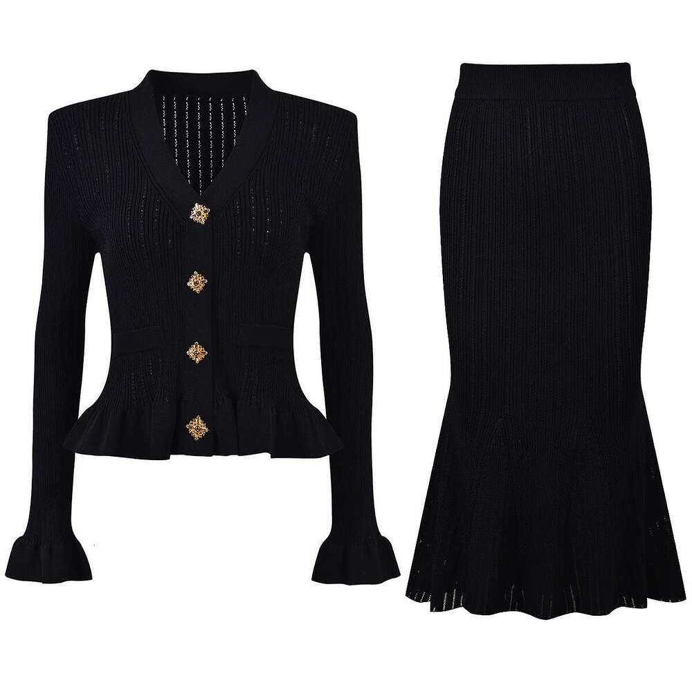 European and American spring and autumn new g25 designer high-quality knitted V-neck slim fit long sleeved women's dress