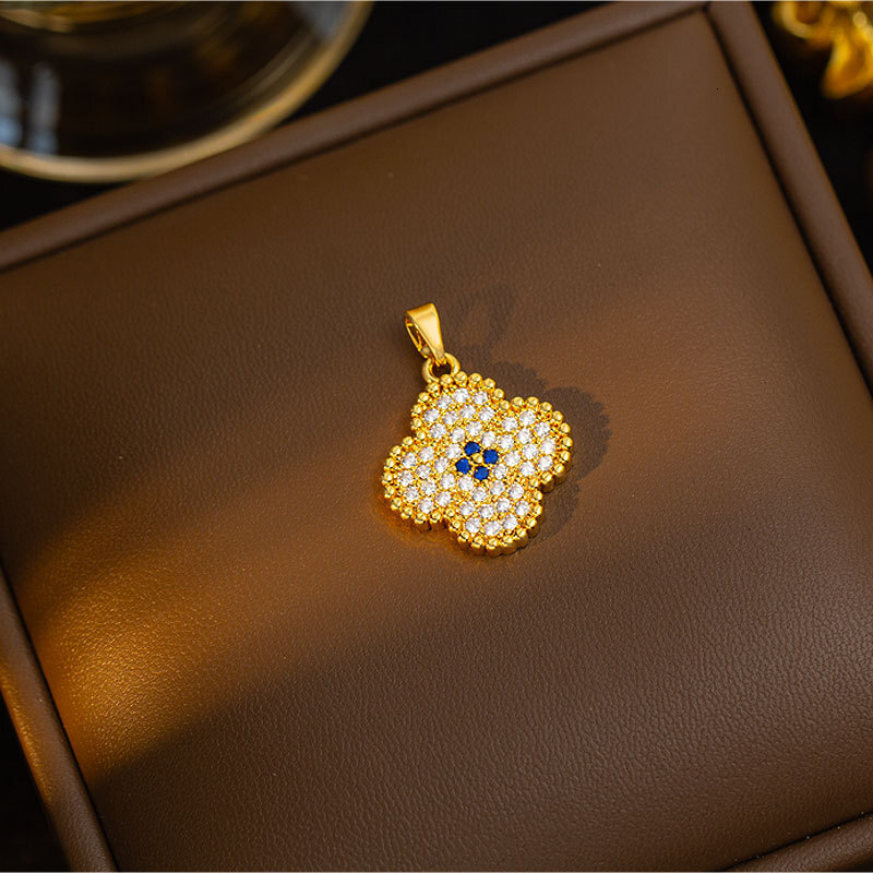 Designer luxury earrings, ring, light high-end feel,personalized stylish accessories wholesale