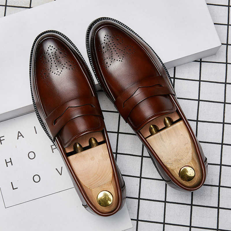 Loafers Men Casual Shoes Slip on Leather Dress Shoes Plus Size 38-46 Brogue Carving Loafer Soft Driving Shoes K260328