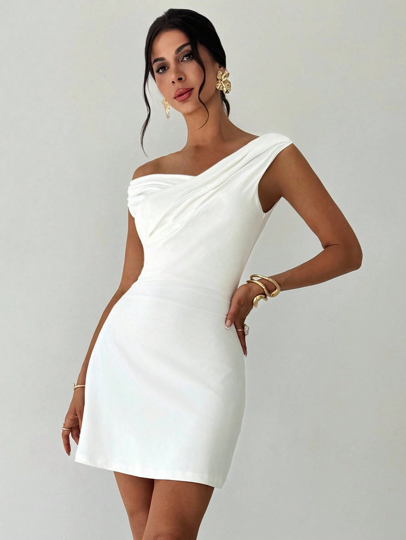 Basic & Casual Dresses White Women Dress Off Shoulder Sexy Mini Dress Women Fashion Party Dresses Summer Lady Office Dress