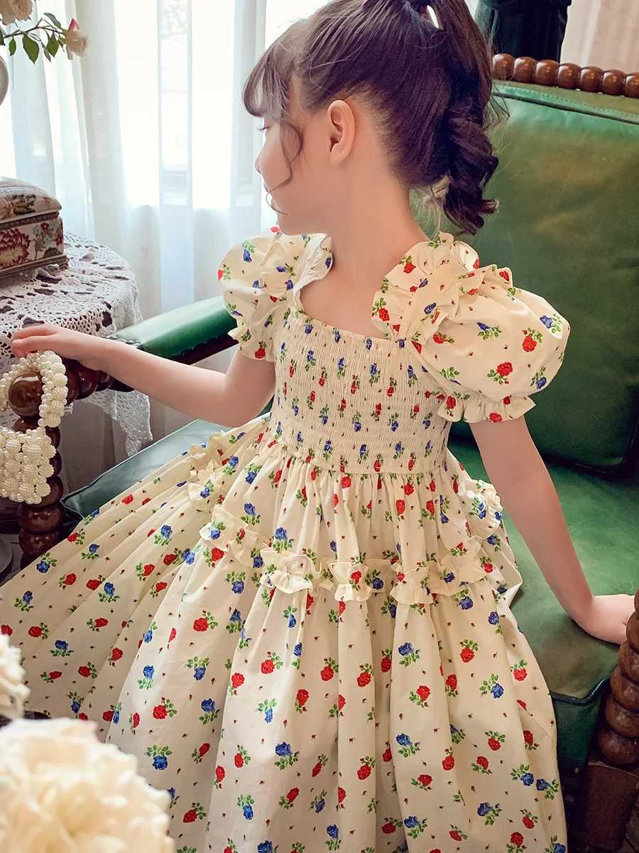 Girl Floral Short Sleeved Dress Summer New Childrens Clothing Square Neckline Pastoral Style Party Princess Dress Kids DressT260330