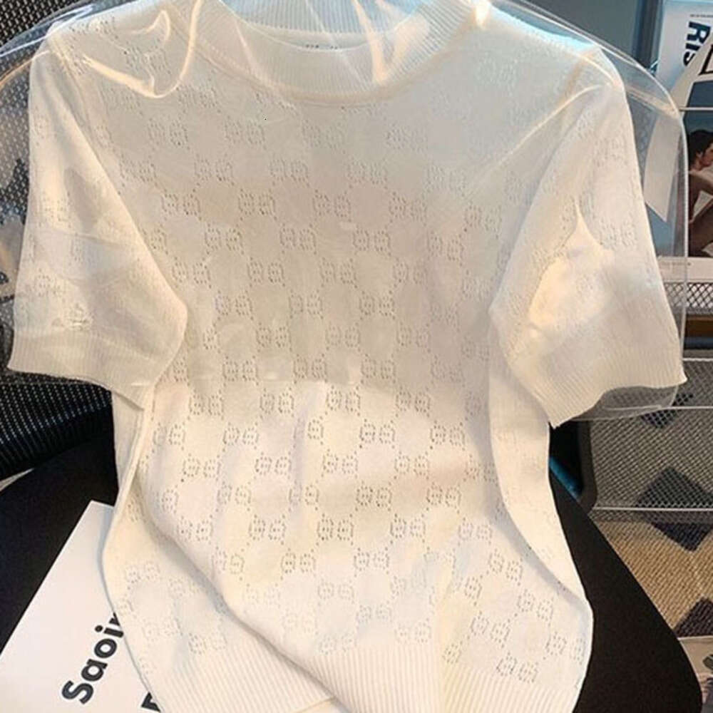 Plus Size Ice Silk Base Layer Knitted Top Women's Round Neck Loose Thin Summer New Fashion French Design Ladies T-Shirt Sweater Vest