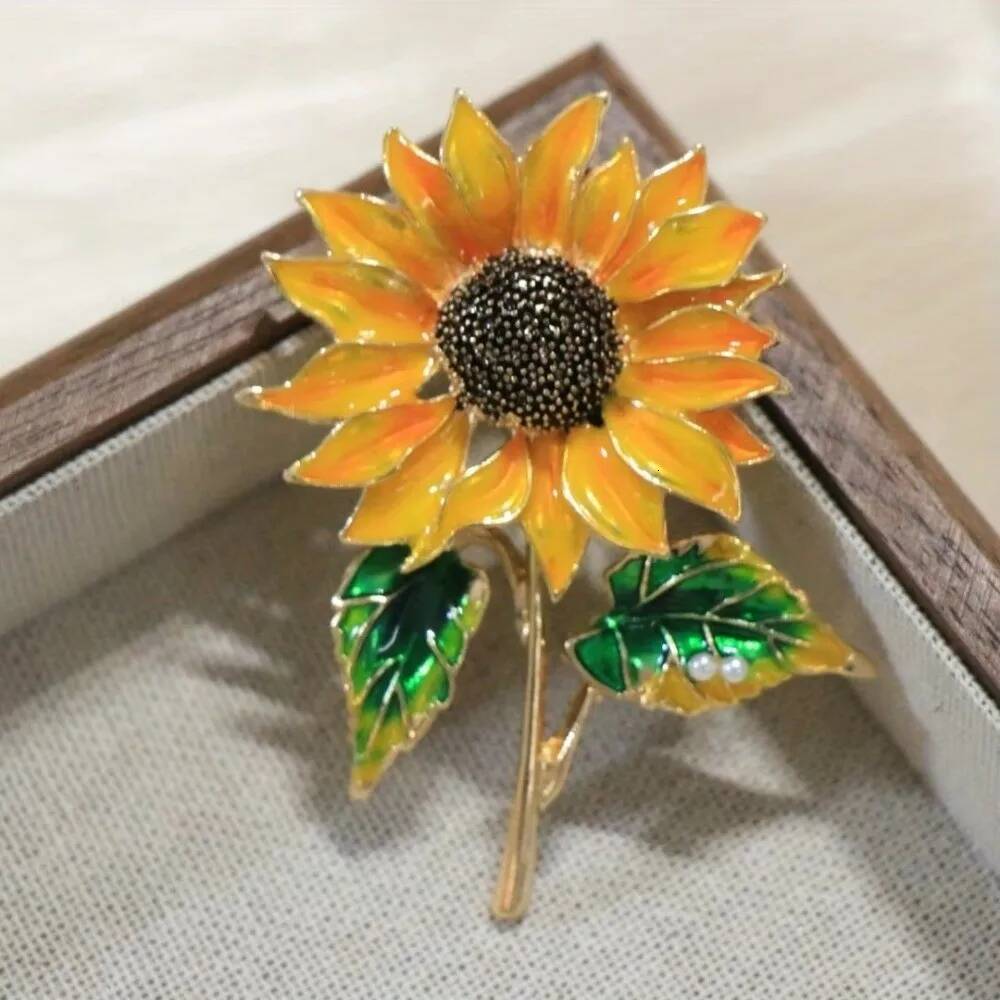 Baroque Luxury Pins Flower Sunflower Design Couple Surprise Gift Enamel Brooch Beautiful Lapel Pin Accessories