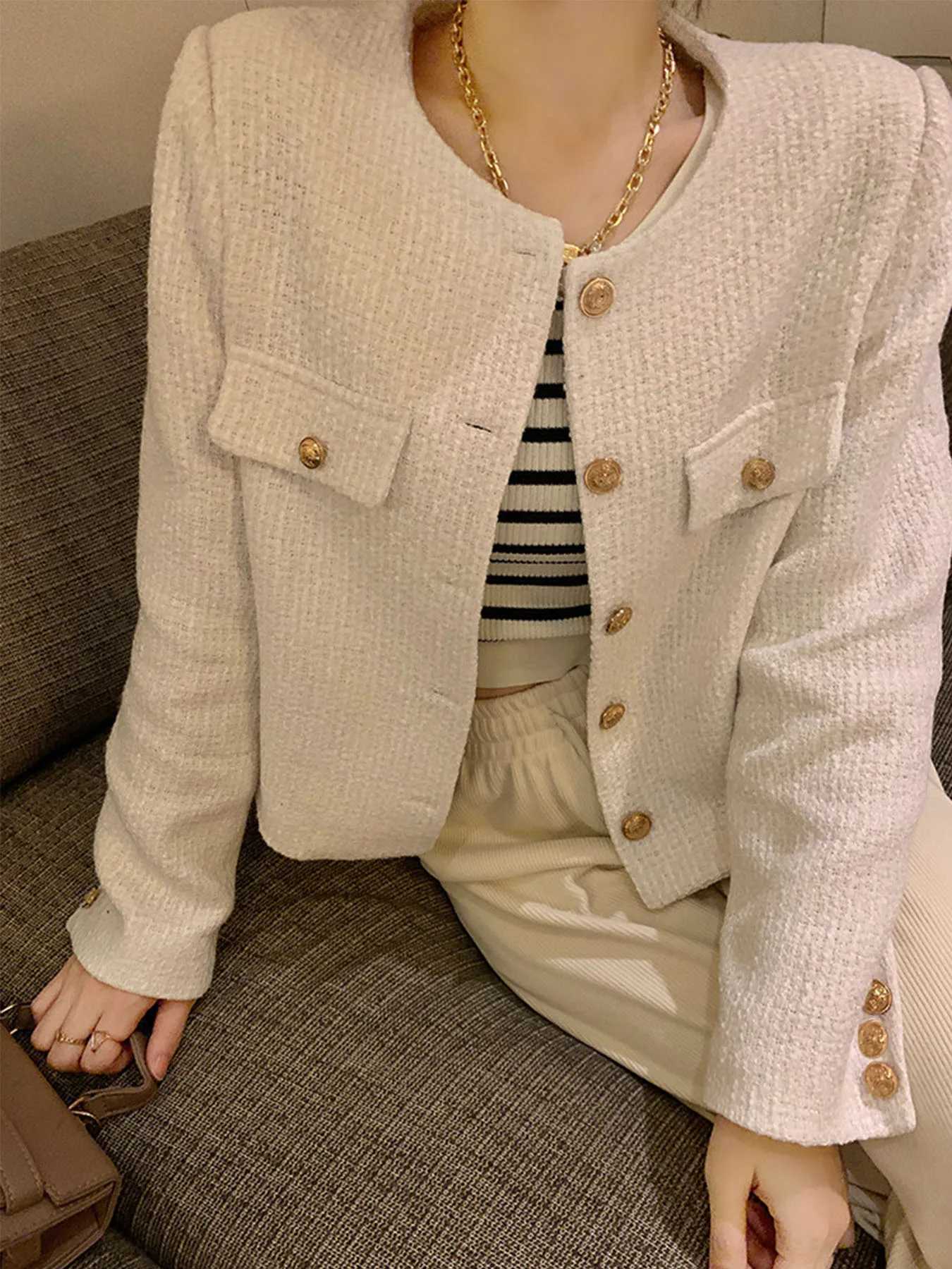 French Wool Tweed Coat Fashion High-end Gold Button Short Slim Temperament Spring and Autumn Korean Coats Women Jacket NewT260328