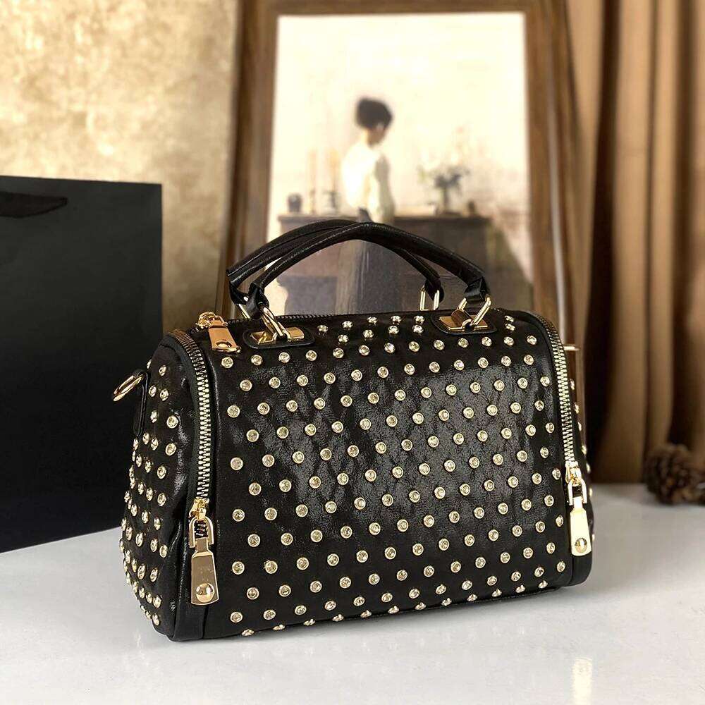 Women's High-End Fashion Trend Diamond Studded Punk Style Crossbody Handbag Large Capacity For Commuting