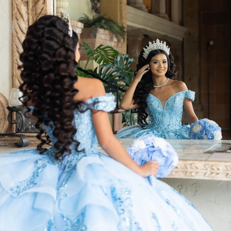 Sky Blue Shiny Princess Sweet 16 Dress Quinceanera Dresses Off The Shoulder Sequin Applique Lace Beading Crystal Tull Party Birthday Vestidos 15 De An