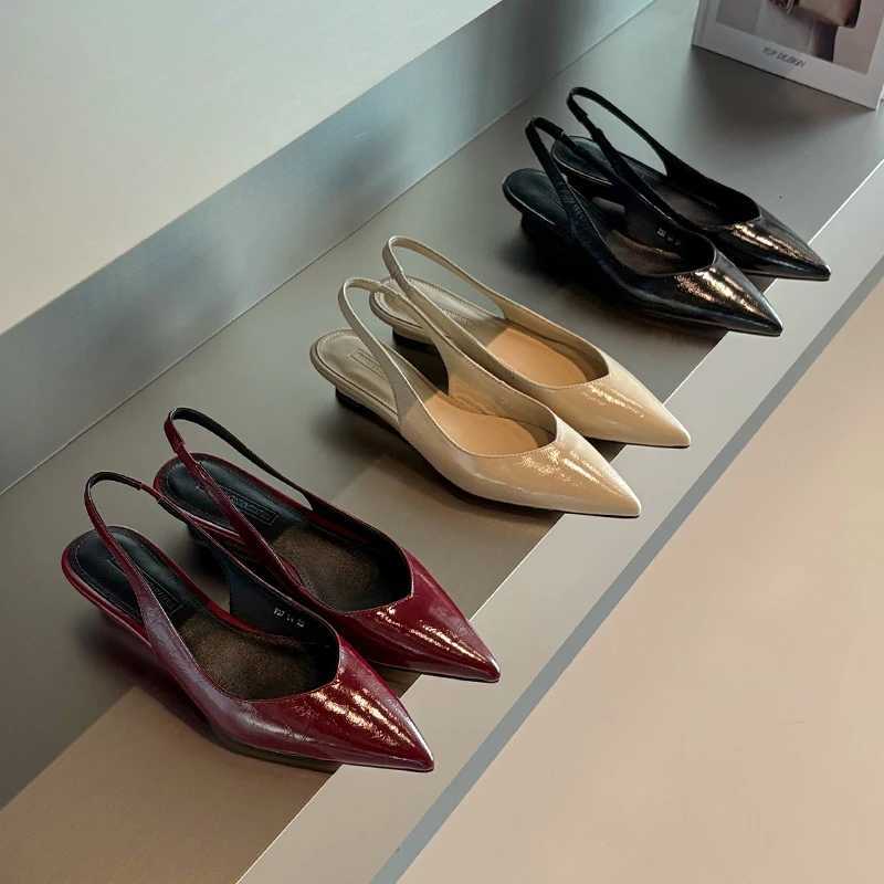 Luxury Summer Cover Toe Slip On Women Sandals Fashion Shallow Ladies Casual Wedges Low Heel Singbacks Sandalias Z260330