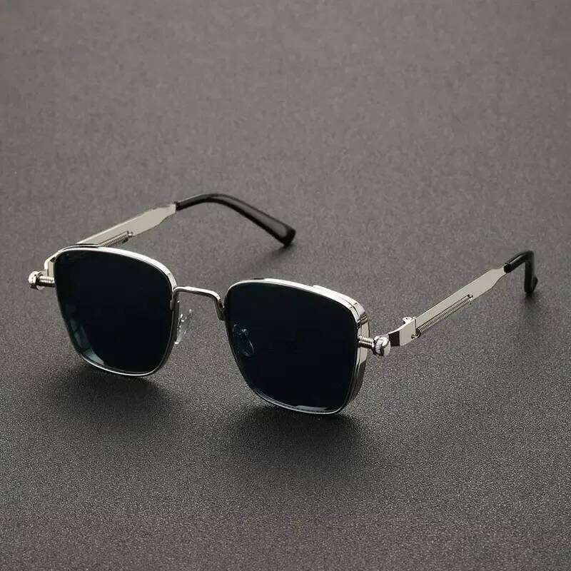 New Eyeglasses Vintage Steampunk Square Metal Sunglasses Fashionable Versatile Unisex Eyewear Unique Statement Style Sun Glasses 26Y0330