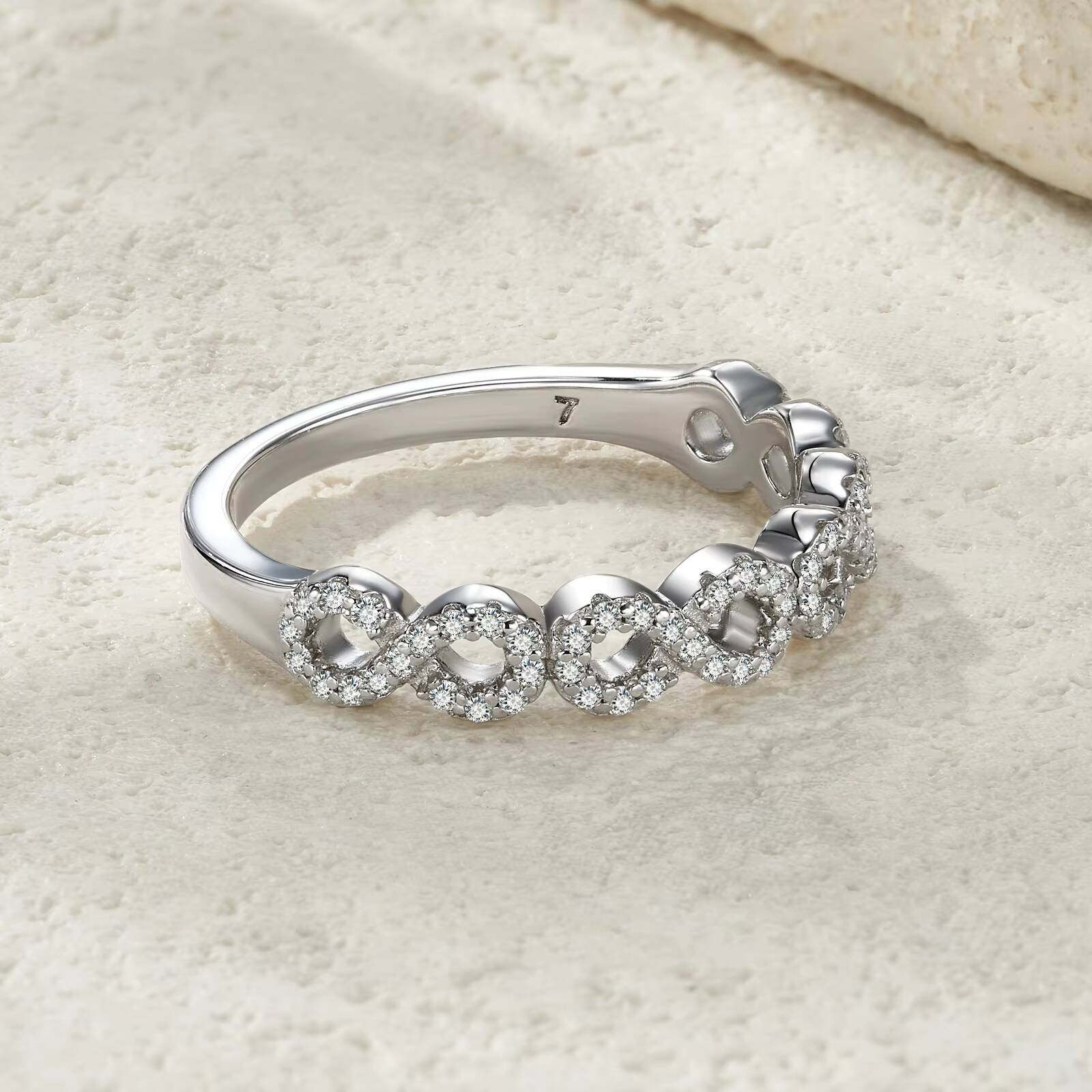 Infinity Link Cross Shape Platinum Plated 925 Sterling Silver Pave Moissanite Engagement Eternity Band Luxury Stackable Ring