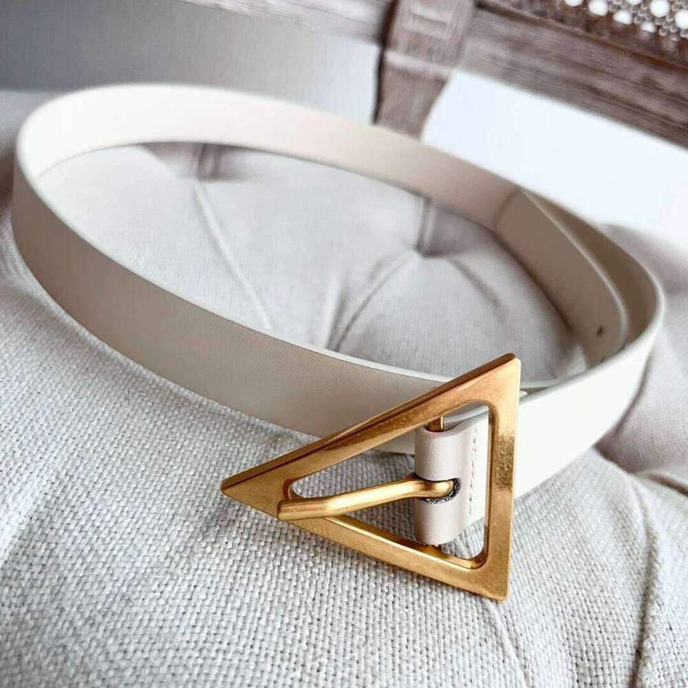 Fashion Leather Thin Belt For Women Triangle Buckle Waist Strap Female Jeans Dress Trouser Decorative Waistband Chunjinqiuli
