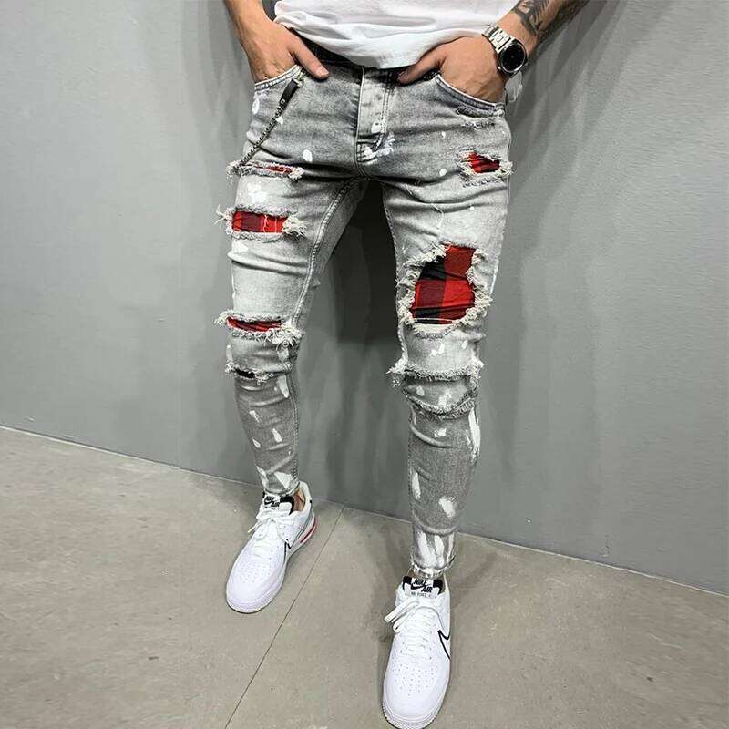New Men's Skinny Ripped Jeans Fashion Grid Hole Endothecium Patches Slim Fit Stretch Casual Denim Pencil Pants Jogging Trousers 26Y0330