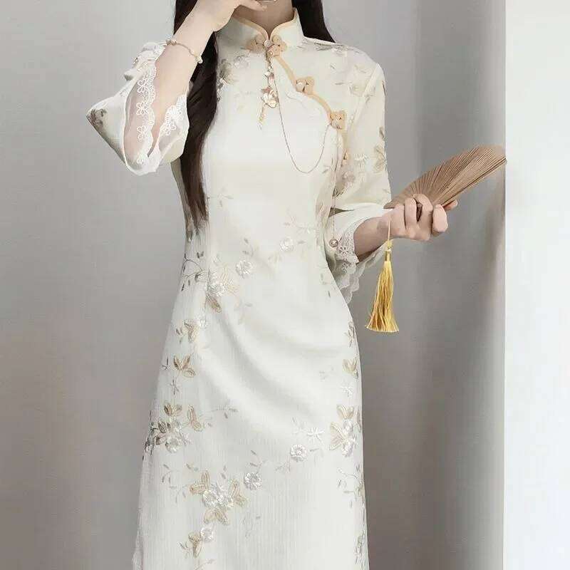 Chinese Traditional Qipao Dress Beige Flowers Printed Stand Collar Mid Sleeve Cheongsam Women Elegant Evening Dresses MAKOUFEI