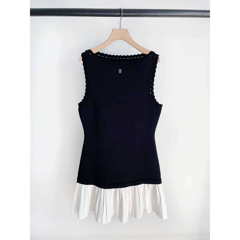 Women Contrast Color Pleated Hem Dress 2026 Spring New Sleeveless Slim Fit Female Slash Neck Tank Robes Mdng260330