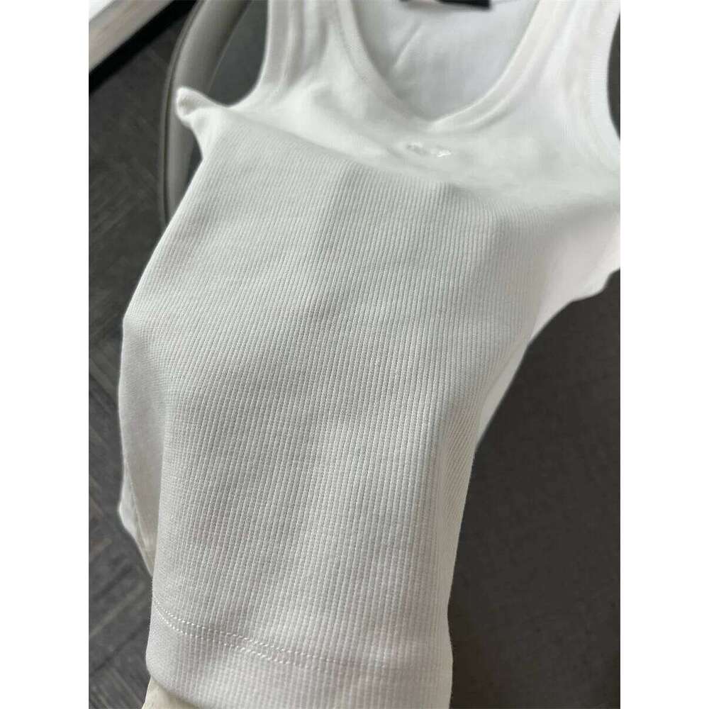 White Women's Embroidery Casual Slim Fit Knitted Camisole Top 2025 Summer New Mdng260330