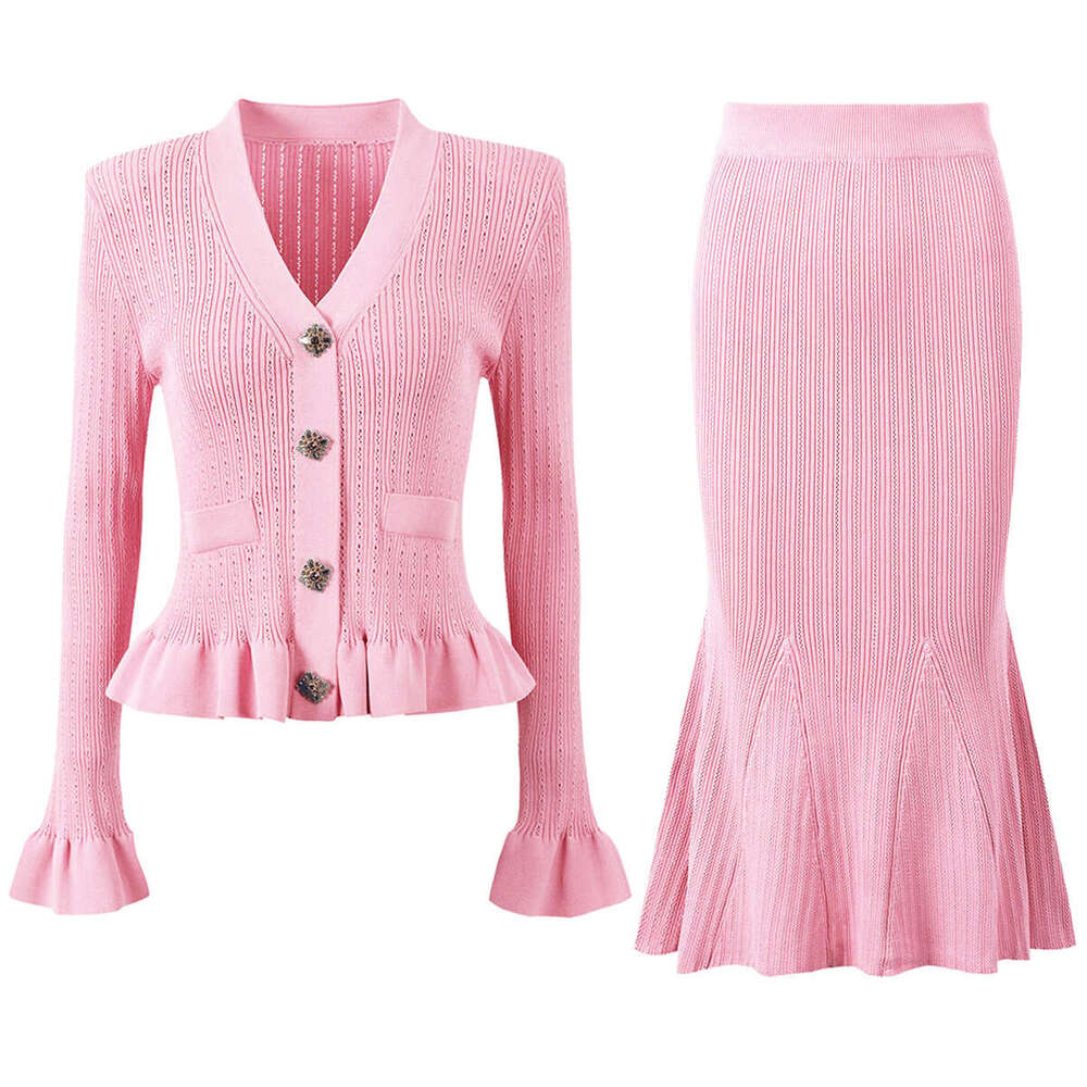 European and American spring and autumn new designer high-quality knitted D7 V-neck slim fit long sleeved women's dress