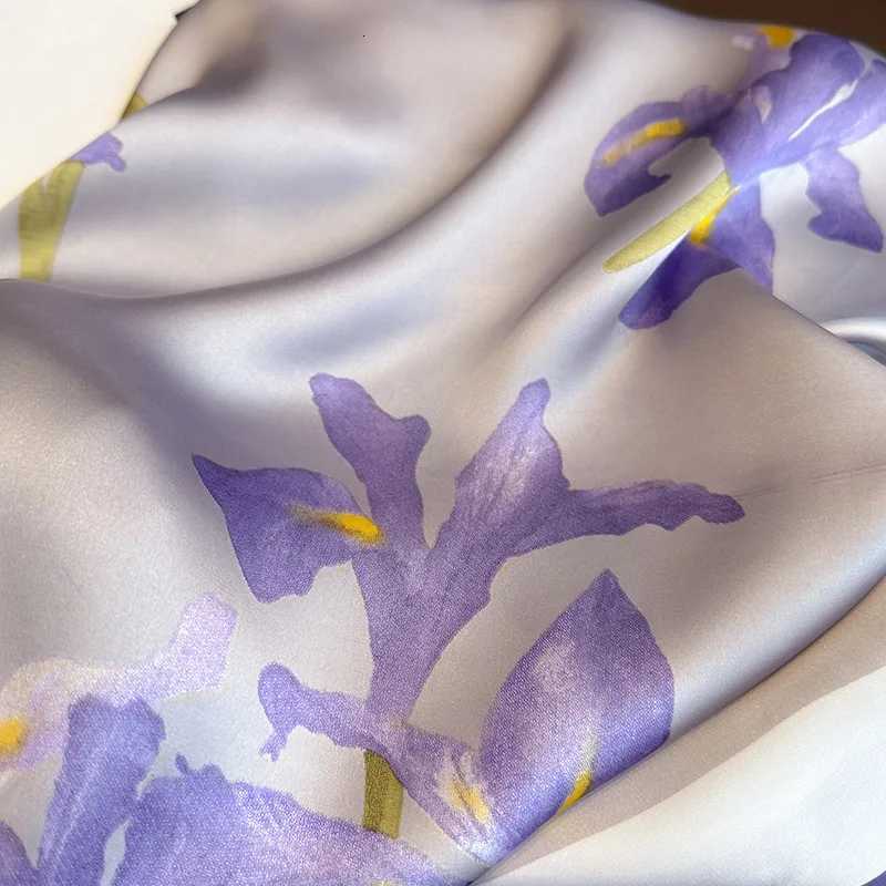 Purple Luxury Floral Print 70cm Silk Square Scarf Wen Soft Satin Hairband Hands Bag Ribbons Foard Neckerchief band Hijab X260328