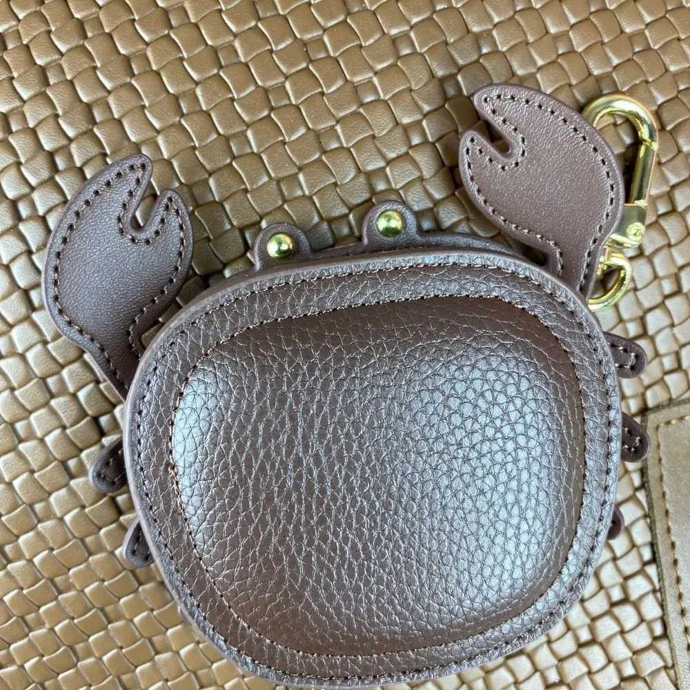 Cute Crab PU Leather AirPods Case Cover Keychain Holder for Wireless Earphones Candy Color Bag Charm Accessory with Metal Clip Z260330