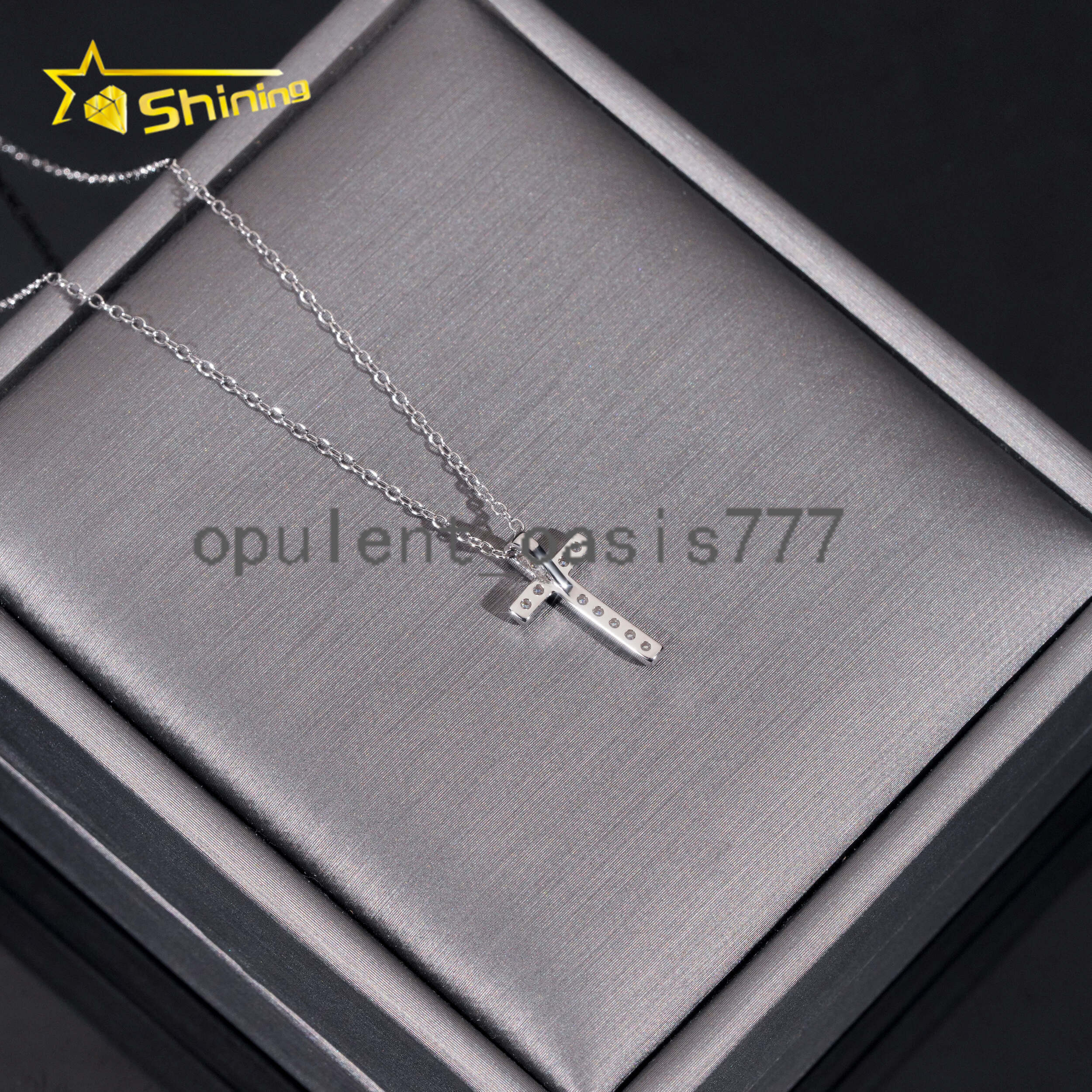Fast Shipping Hip Hop Jewelry Charms Pendant Sterling Silver Iced Out VVS Moissanite Cross Pendant Necklace for Men Women