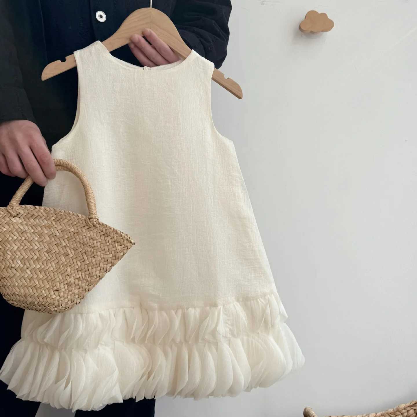 2025 Summer Girls Dress Yarn Skirt Girls Korean Western Style Tank Top Skirt Fashion Flower Bud Princess SkirtT260330