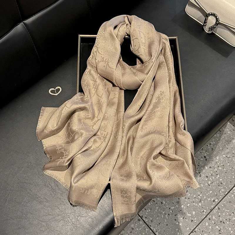 18070Malaysia Latest Tudung Bawal Fashion Print Bohe Hijab scarf Wraps Premium Voile Soft Muslim Scarf Sun Protection X260328