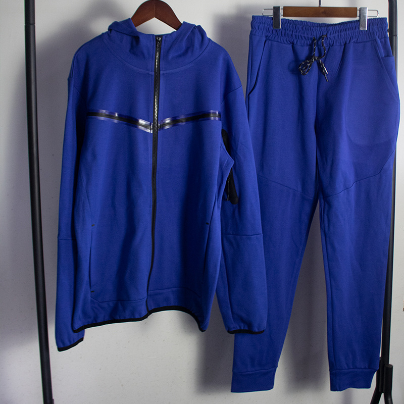 Contemporary Athletic Apparel Pack Warm-Up Essentials for Active Individuals