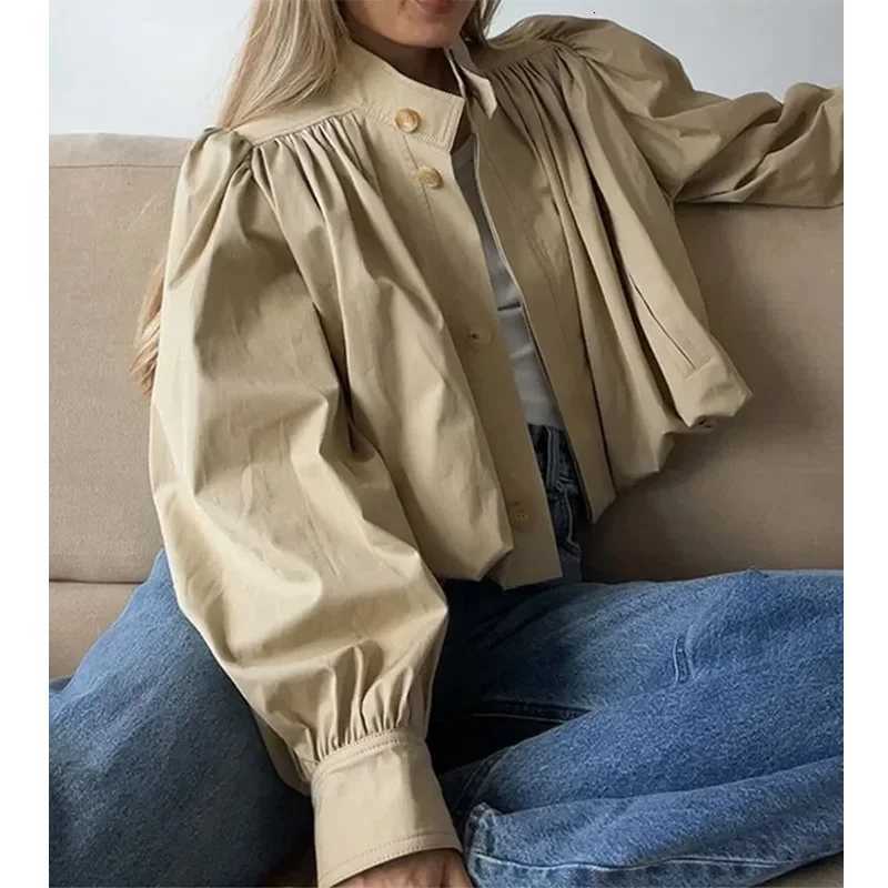 Casual Short Jackets Women Loose Chic Pleated Lantern Sleeve Stand Collar Single Breasted Coats Female 2025 Autumn Solid OutwearT260328