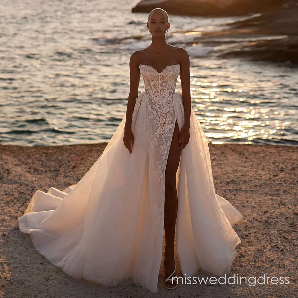 Charming V-neck A Line Wedding Dresses Lace Applique Bridal Growns Side Slit Sweep Train Custom Made 2026 Vestido De Noiva M30