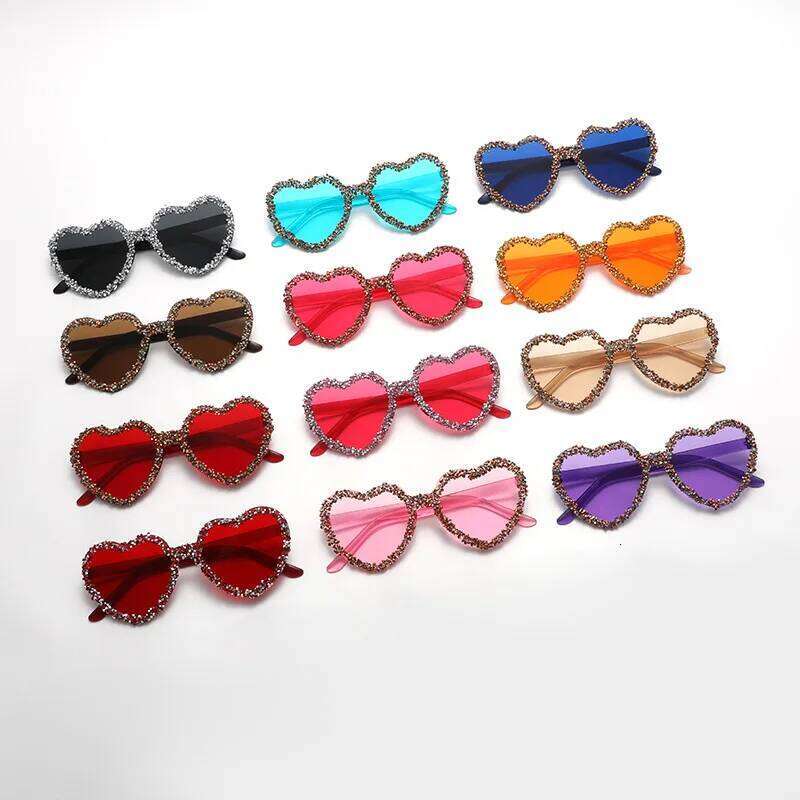 Y2K Heart Shaped Frameless Rhinestones Decoration Sunglasses for Men Women Fashionable Punk Wedding Party Festivals Eyewear 26Y0330
