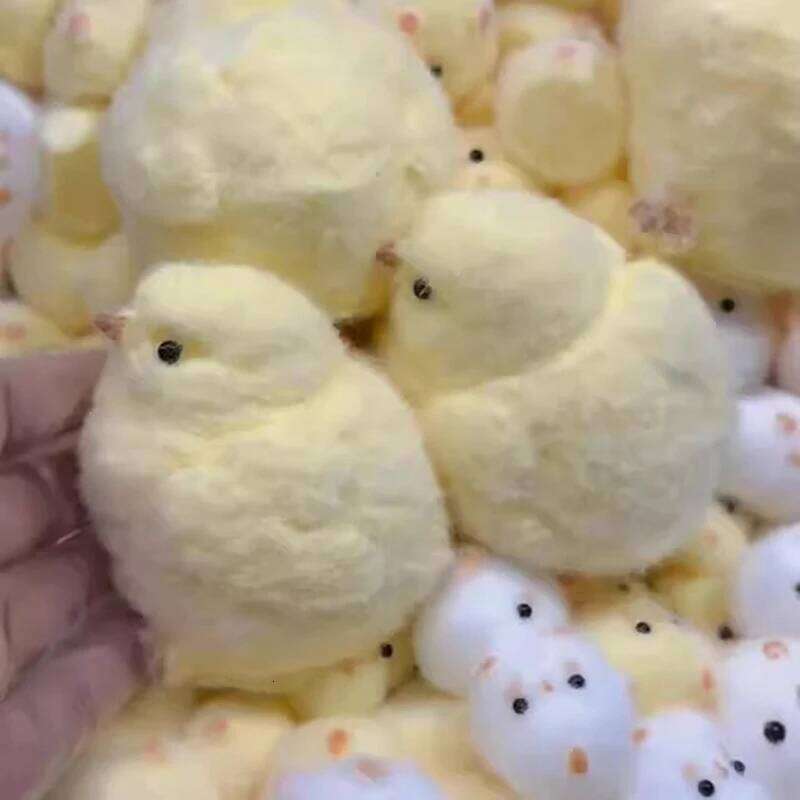 Kawaii Miniature Slow Rebound Squeeze Sticky Handmade TPR Mini Chick Stress Relief Squishy New Fidget Toy