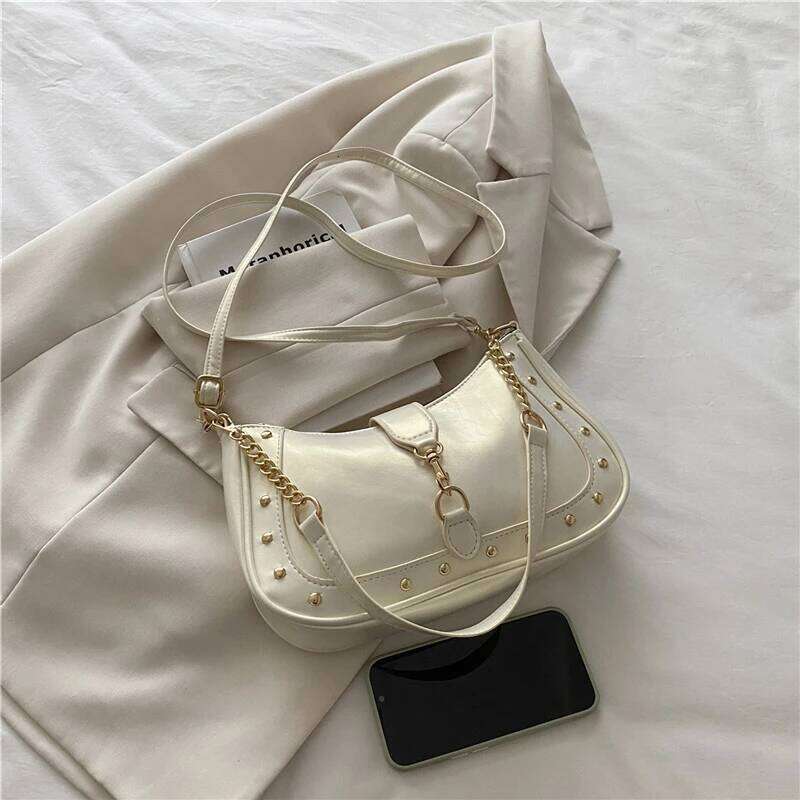 Fashionable And Casual Women Shoulder With Hook Lock Metal Rivet Decoration Diagonal Cross Bag Suitable For Daily Commuting QIBALIANGPIN