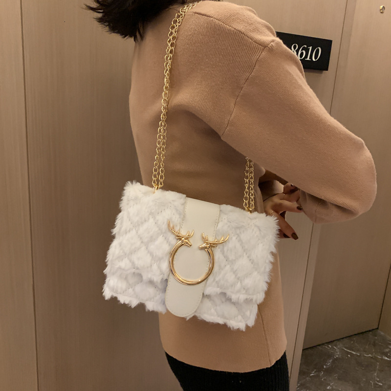 Free Shipping High Value Plush Crossbody Bag for Women Quilted Fur Purse with Deer Head Lock