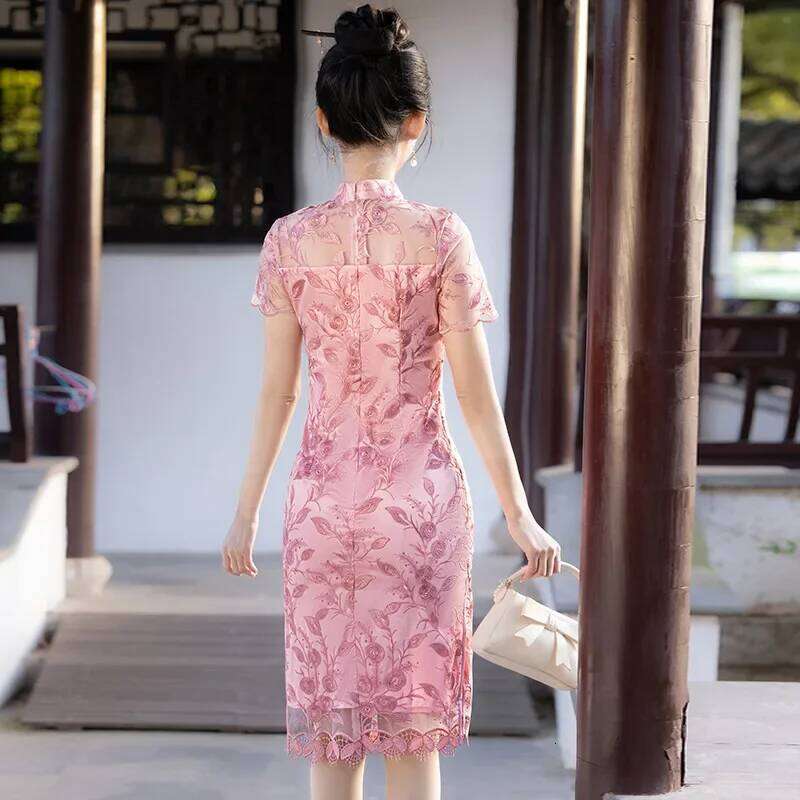 Yourqipao Summer Chinese Style Improved Cheongsam Fashion Embroidery Mid-Length Pink Short Youth Qipao Evening Dress For Women MAKOUFEI