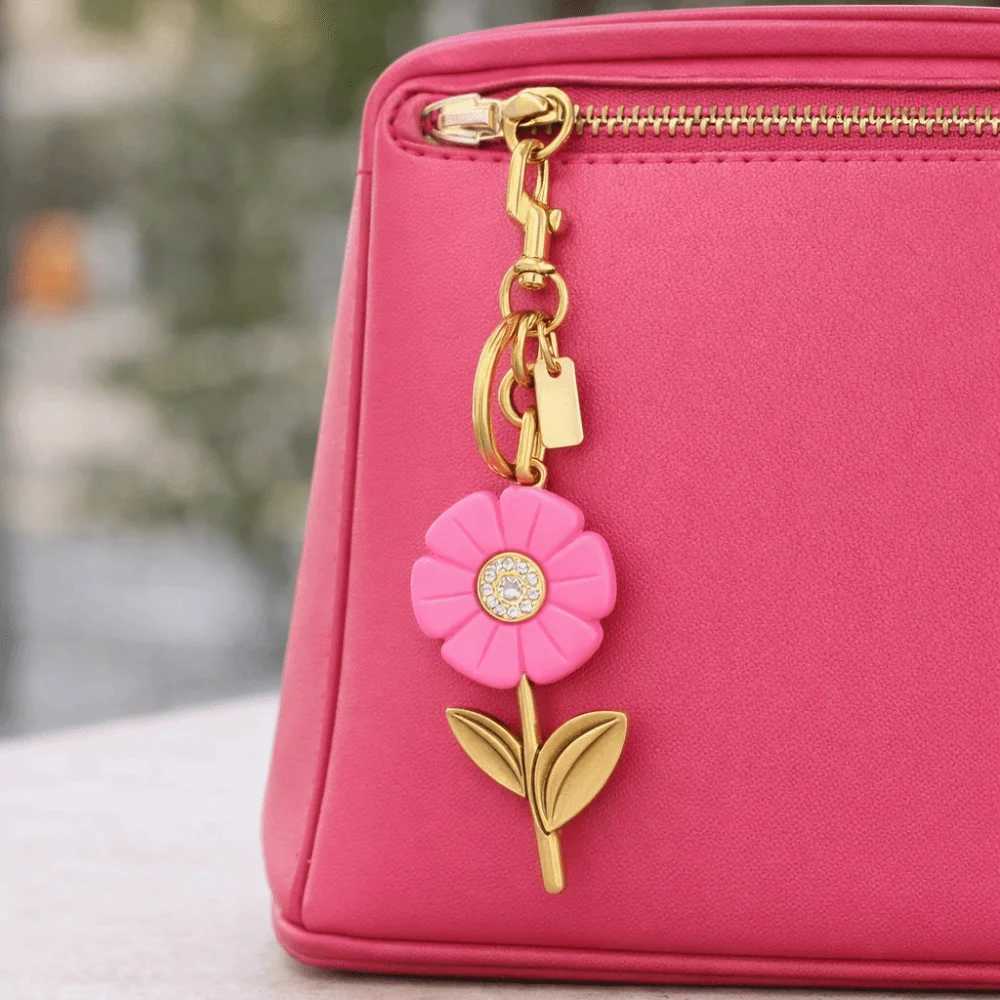 Cute Floral Flower Bag Pendant Alloy Gold Handbag Decor Backpack Decoration Bag Charm Car Key Chain Gifts Z260330