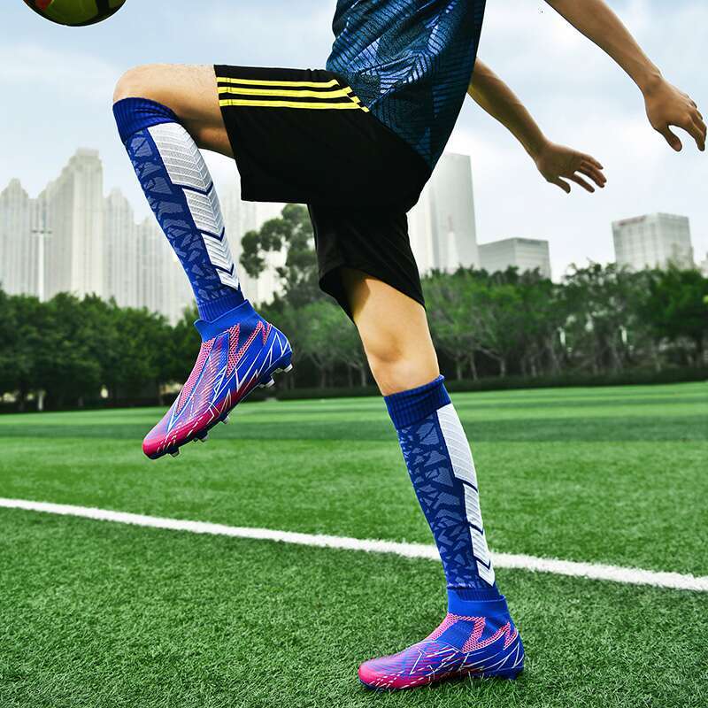 New For Men FG/TF Adult Football Boots Grass Training Anti-slip Footwear Soccer Shoes Sports Wear-Resistant