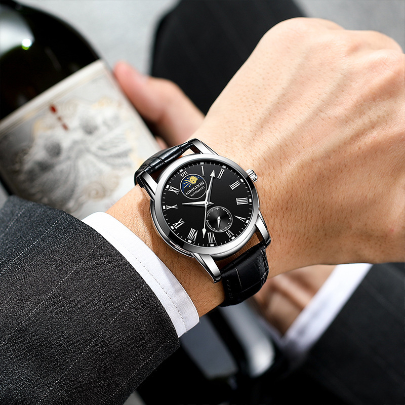 Watches Men Designer Stainless Steel Watch Band Quartz Retro Sports Fashion Sporty Elegant Swimming Reloj Hombre Homme Montre De Luxe