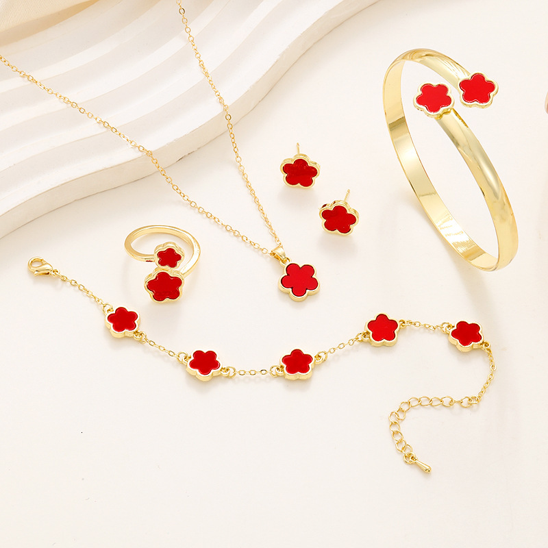 Luxury Brand Designer Dazzling Lucky Flower Set Acrylic Bracelet, Hand Chain, Five-leaf Clover Necklace, Ring, Earring For Women