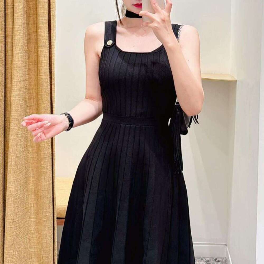 2026 summer designer French fashion women's slim fit black lace S18 up long knit dress
