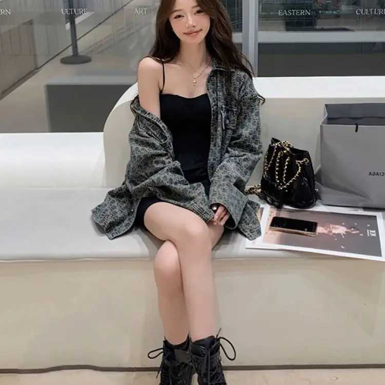 Large Size Loose Outerwears Fashion Pocket Retro Denim Jacket Womens 2026 Spring Autumn Cowgirl Shirt Coat Mid-Long Top JacketsT260328