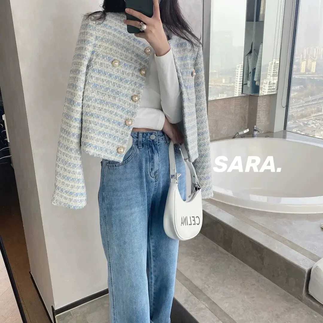 Small fragrant wind woven coat womens autumn and winter new temperament loose Pearl button cardigan fashion short coatT260328