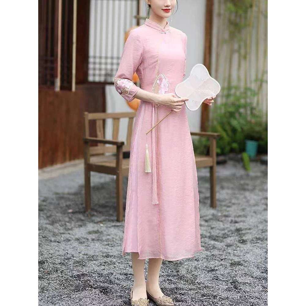 High-End Spring Summer Women Royal Cheongsam Dress Retro Elegant Embroidery A-Line Lady Party Qipao Beach Dresses MAKOUFEI