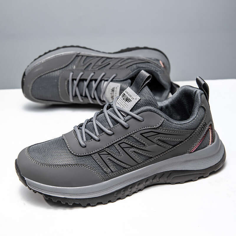 shipping Free Breathable the elderly, non-slip and wear-resistant sports shoes, soft-soled lightweight casual walking shoes for fathers elderly mother