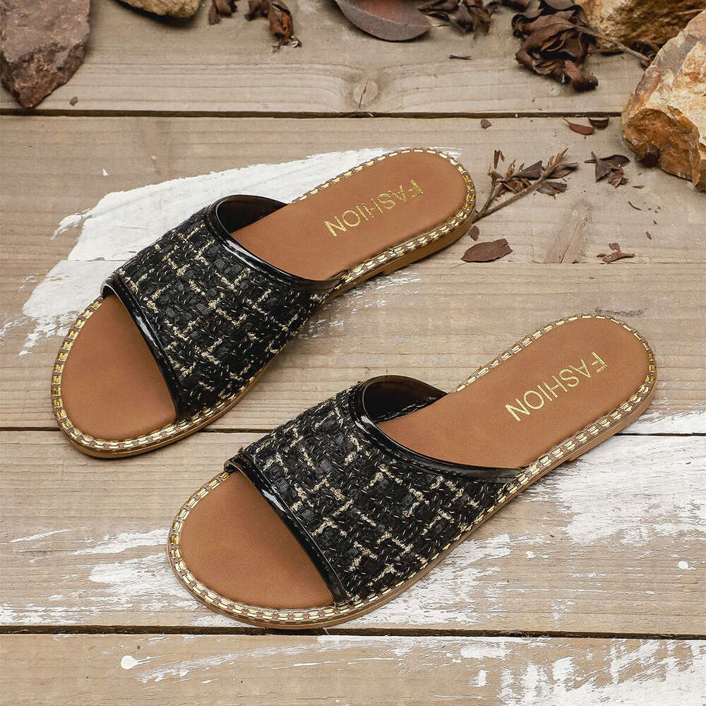 Large Size 36-43 Beach 2026 Fabric Slip-On Summer New Fashion Design Shoe Outdoor Wear Sandals