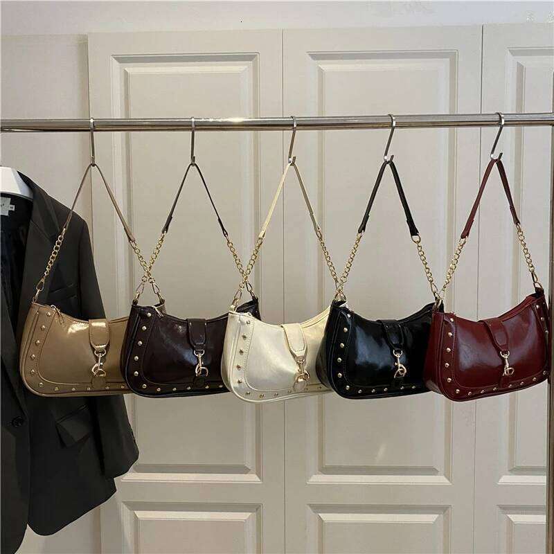 Fashionable And Casual Women Shoulder With Hook Lock Metal Rivet Decoration Diagonal Cross Bag Suitable For Daily Commuting QIBALIANGPIN
