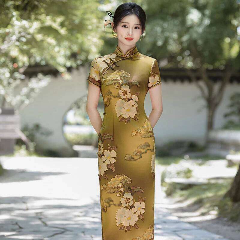 Qipao For Woman New Chinese Style Modern High End Silk Satin Yellow Green Oriental Event Costume Women Long Low Slit Cheongsam MAKOUFEI