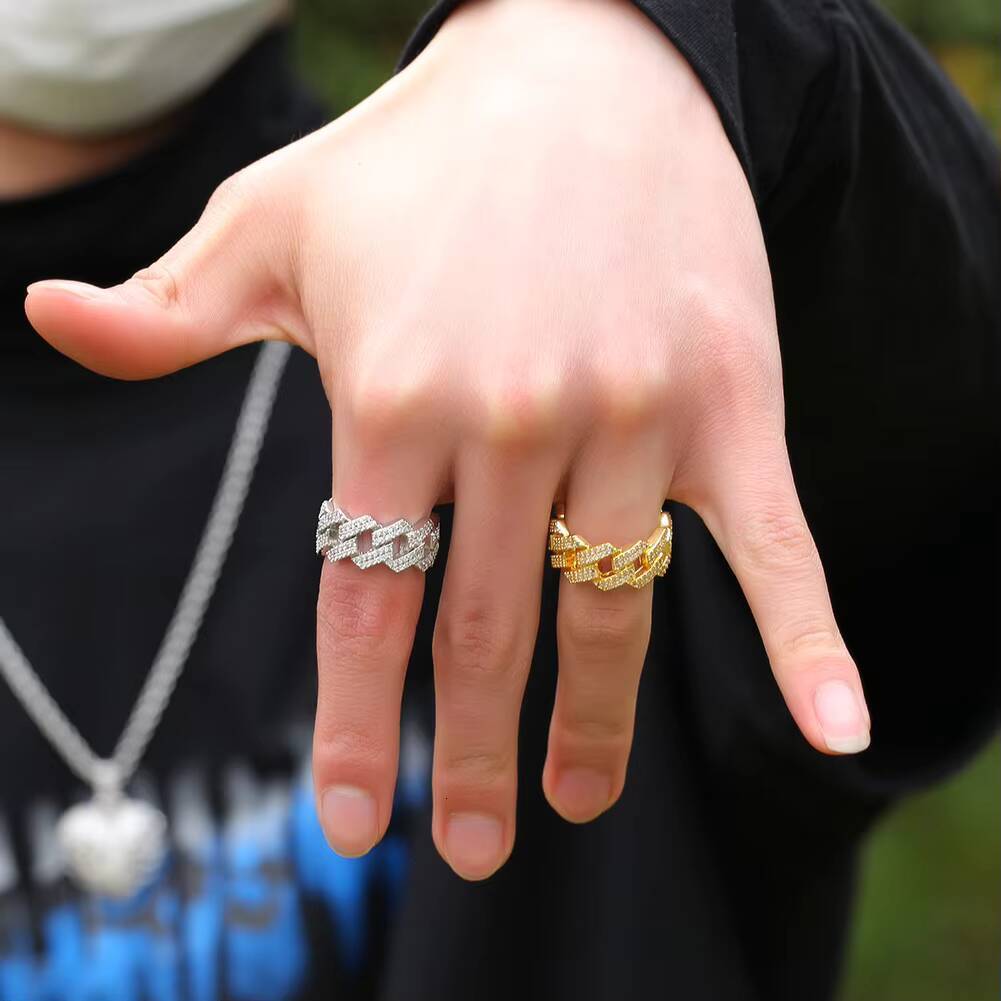 Hip Hop Fashion 925 silver Prong Setting Moissanite Ring Cubic VVS Moissanite Iced Cluster with Gold Plating for Engagement or Gift