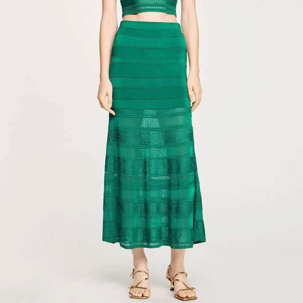 Summer new designer A9 high-quality sleeveless elegant short knitted top+mid length skirt set 2026
