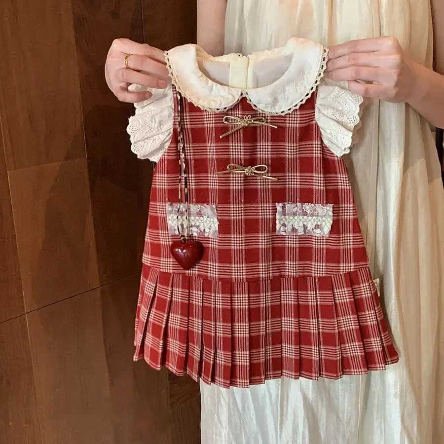 Girls Skirt 2025 Summer New Childrens Clothing Korean Style Girl Baby College Style Red Plingham Lace Sundress Casual SimpleT260330