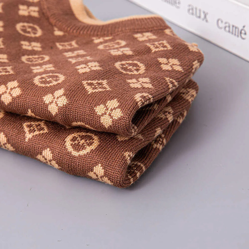 Autumn Winter Dog Sweater Fashion Trend Pet Apparel for Schnauzer and Small Medium Dogs